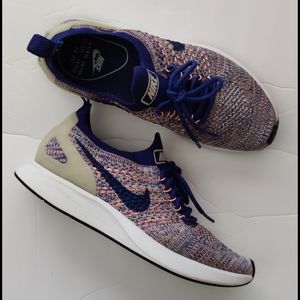 Women's Nike Flyknit sz 5